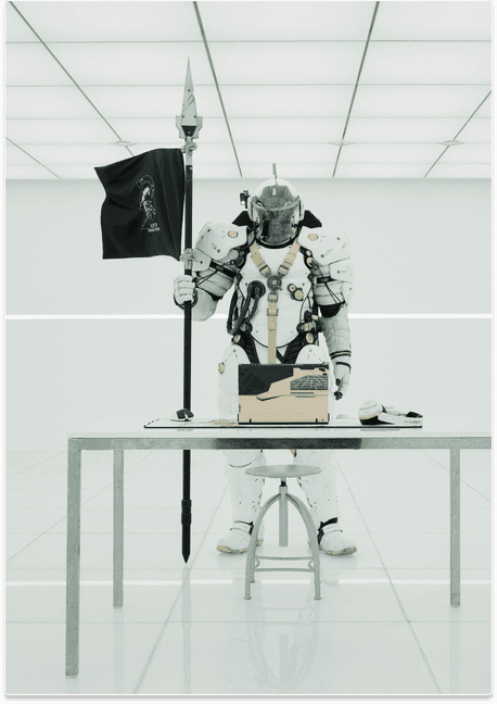 Los productos de la familia ROG x Kojima Productions con la figura Ludens en la sala Ludens