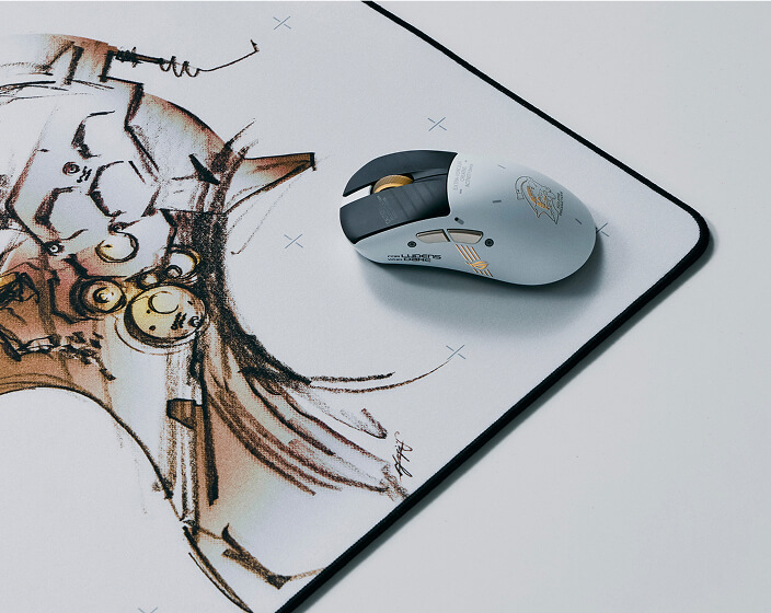 A closeup of the KerIS ii Origin KJP mouse and the Scabbard II XXL KJP mousepad
