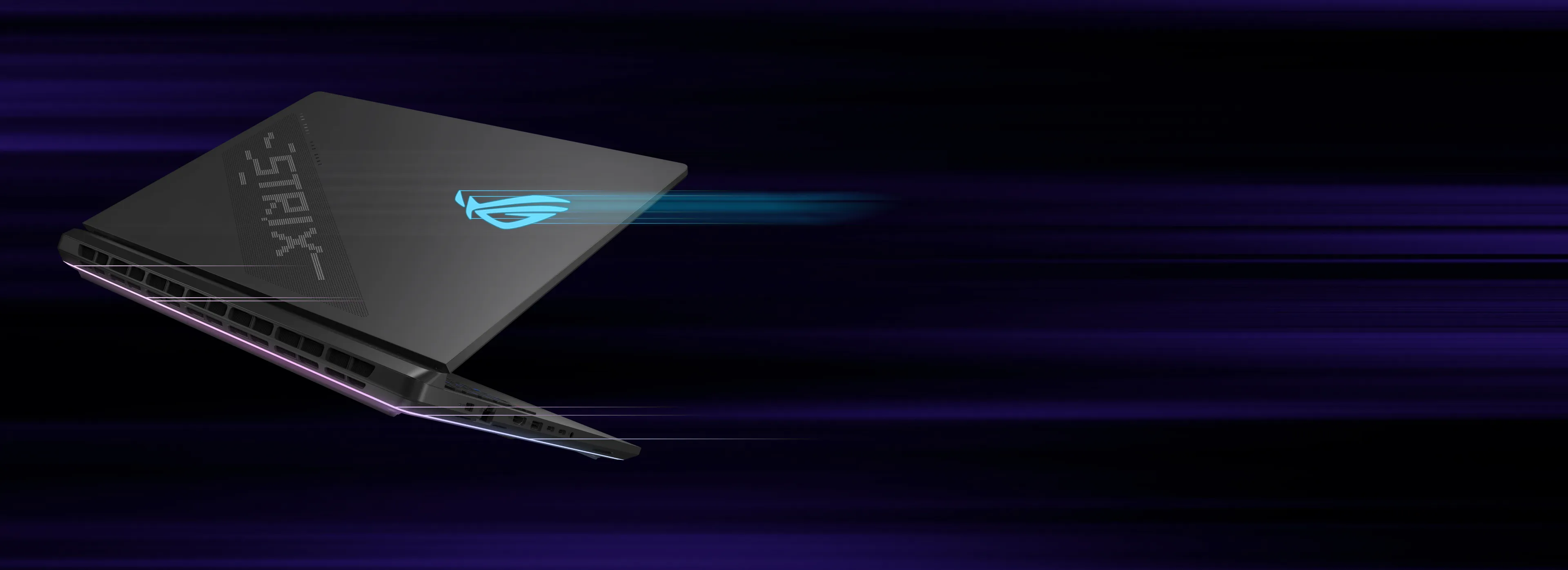 Un laptop ROG Strix cu capacul parțial deschis.