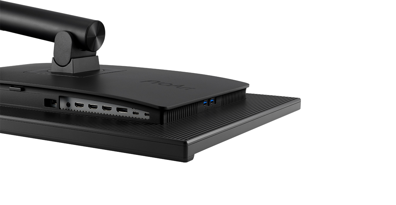 The rear I/O ports of ProArt Display PA27DCE
