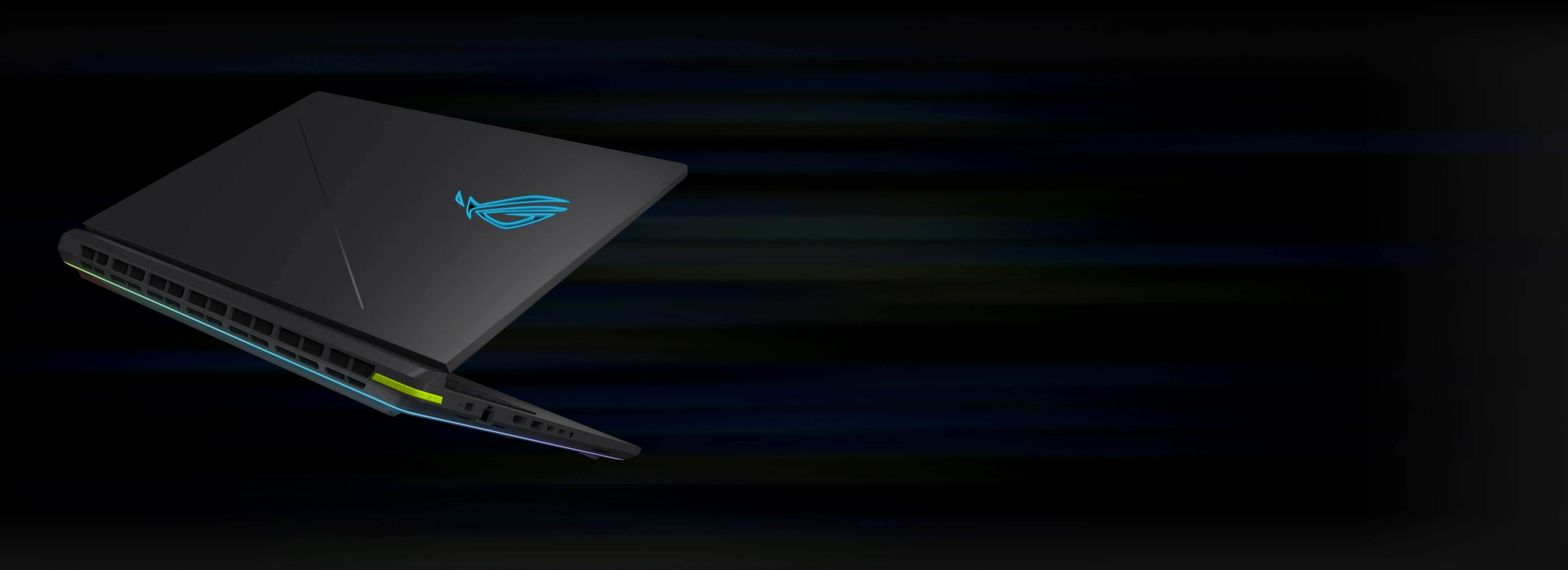 Zadnja ivica ROG Strix laptopa sa malo otvorenim poklopcem.