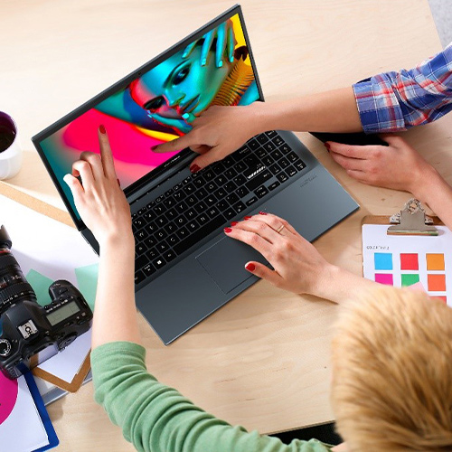 The graphic with the concept of the Everything You Need to Know About OLED Laptop Displays
